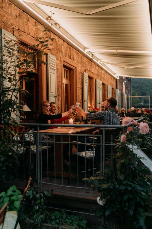 Fraenkischer Gasthof-Hotel Zum Koppen Gemunden am Main エクステリア 写真